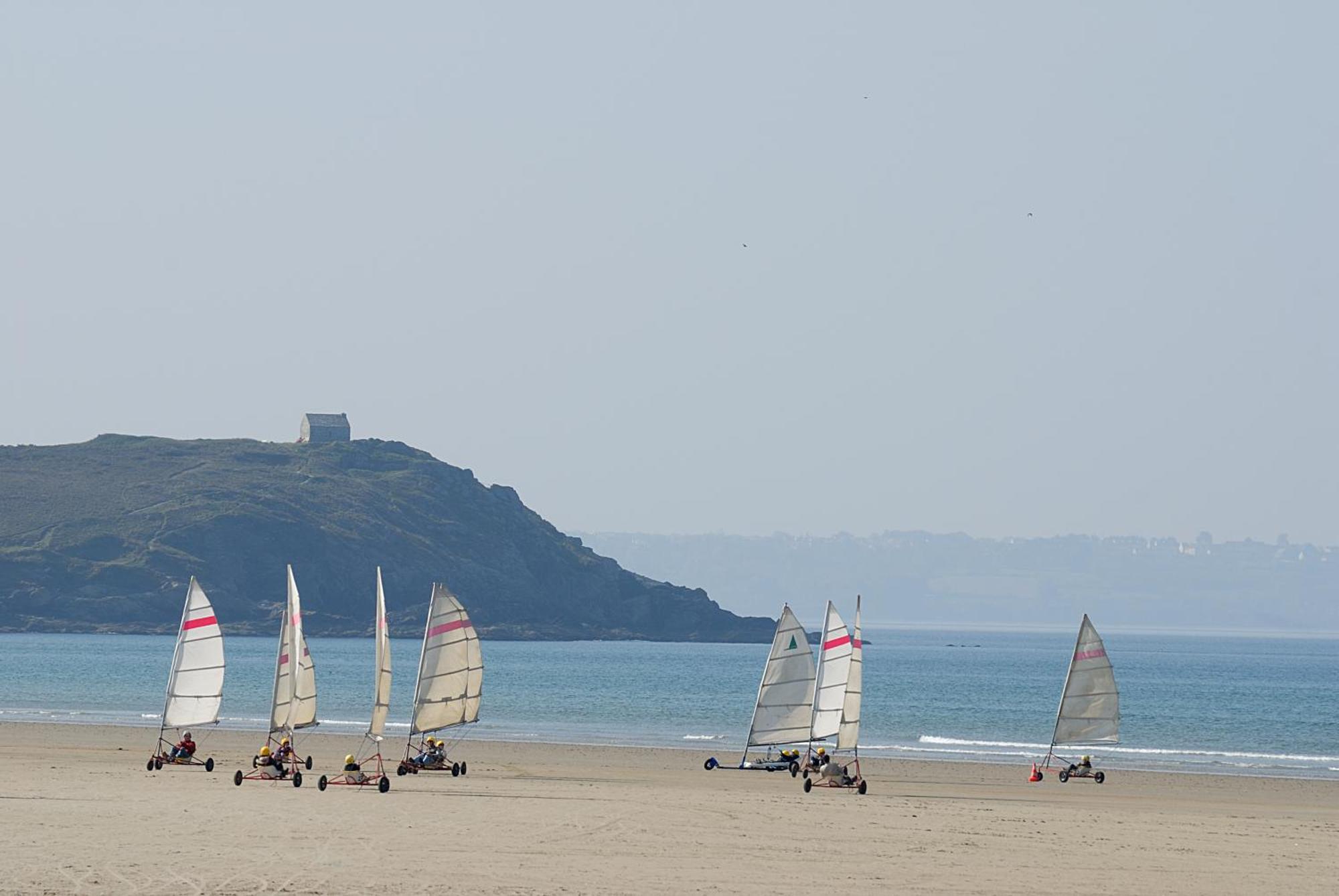 Vacancéole - Résidence Les Terrasses de Pentrez-Plage Esterno foto