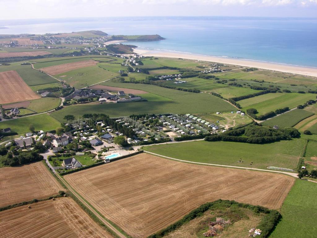 Vacancéole - Résidence Les Terrasses de Pentrez-Plage Esterno foto